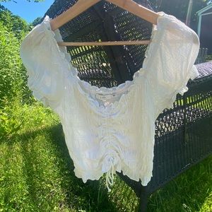 Beautiful white peasant top!